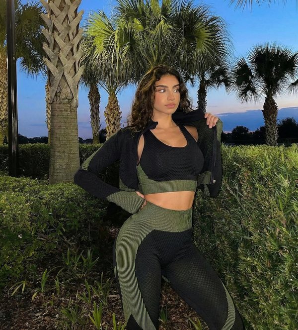 Seamless 3-Piece Set (Bra + Crop + Leggings)